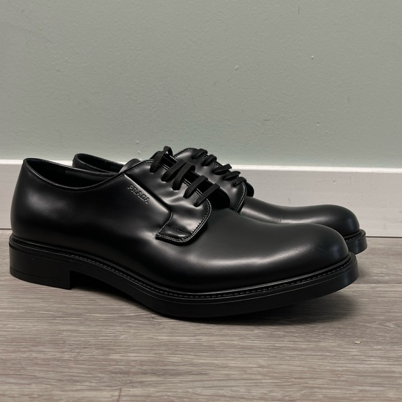 Prada Brushed Leather Lace-up Derby shoe. Prada size 9 US 10. - Picture 5 of 16